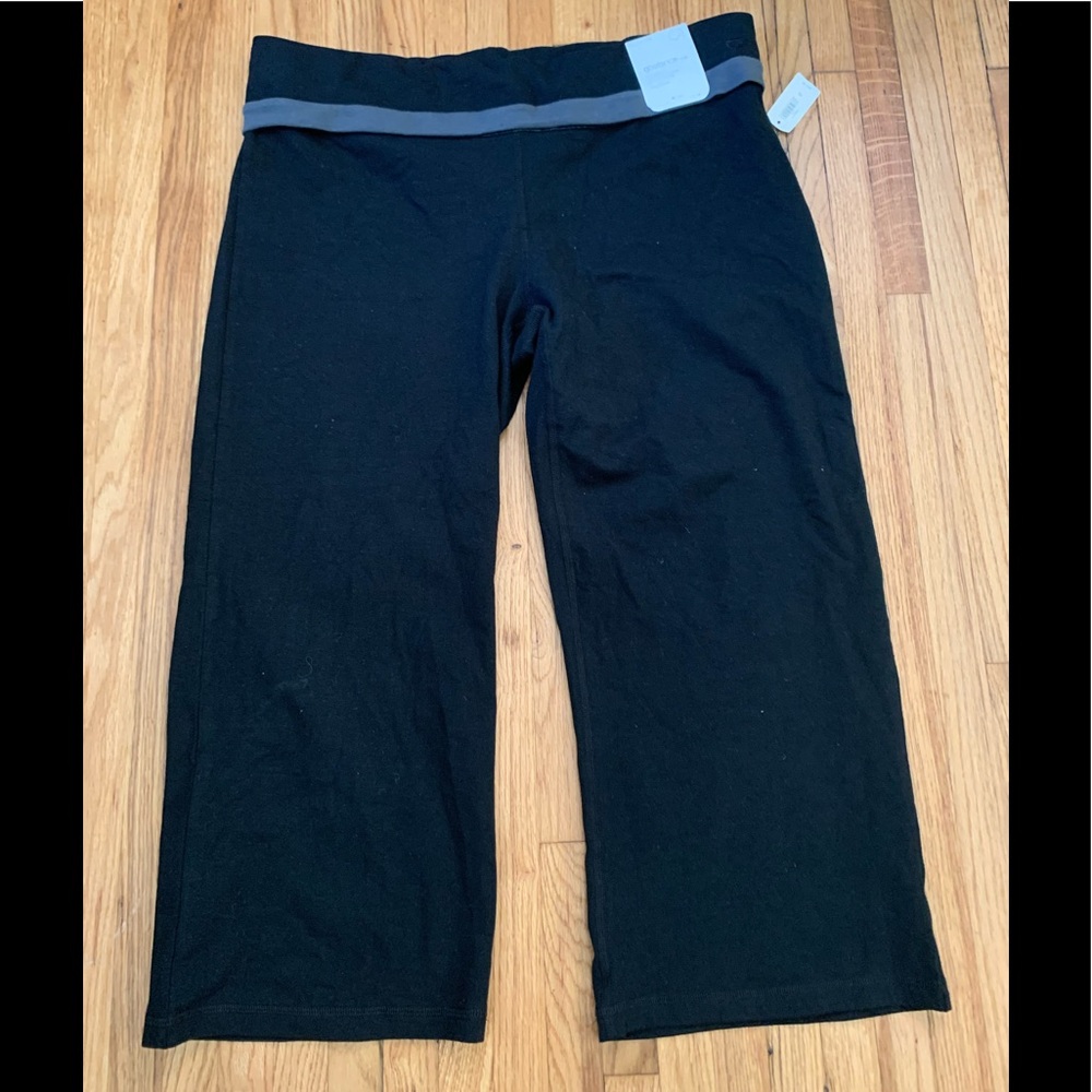 🏃🏾‍♀️🏃🏾‍♀️GAP G Balance Capri- Size XL